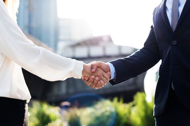 Foto männer frauen business agreement hände schütteln