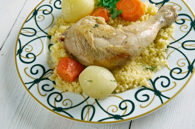 Maftul - Hühnchen-Couscous im Palästinensischen