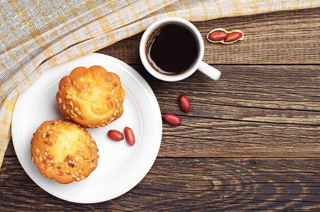 Magdalena con nueces y café