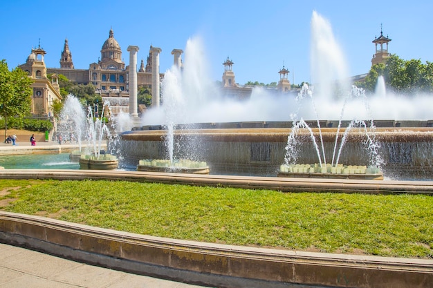 Magischer Brunnen auf der Plaza Espana