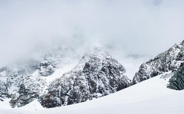 Magnífica paisagem das montanhas de Grossglockner Áustria