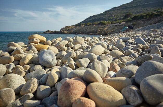 Magnífica vista da praia de Punta Molentis, na Sardenha, tirada durante o verão