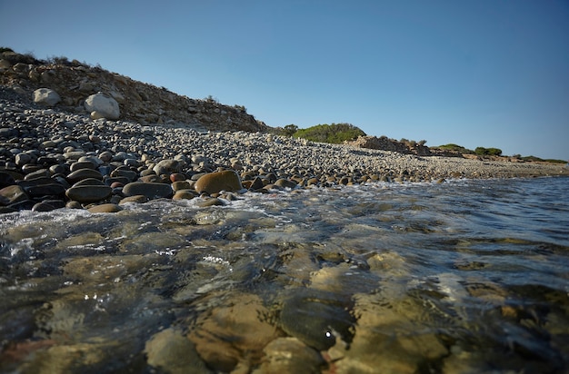 Magnífica vista de la playa de Punta Molentis en Cerdeña, tomada durante el verano