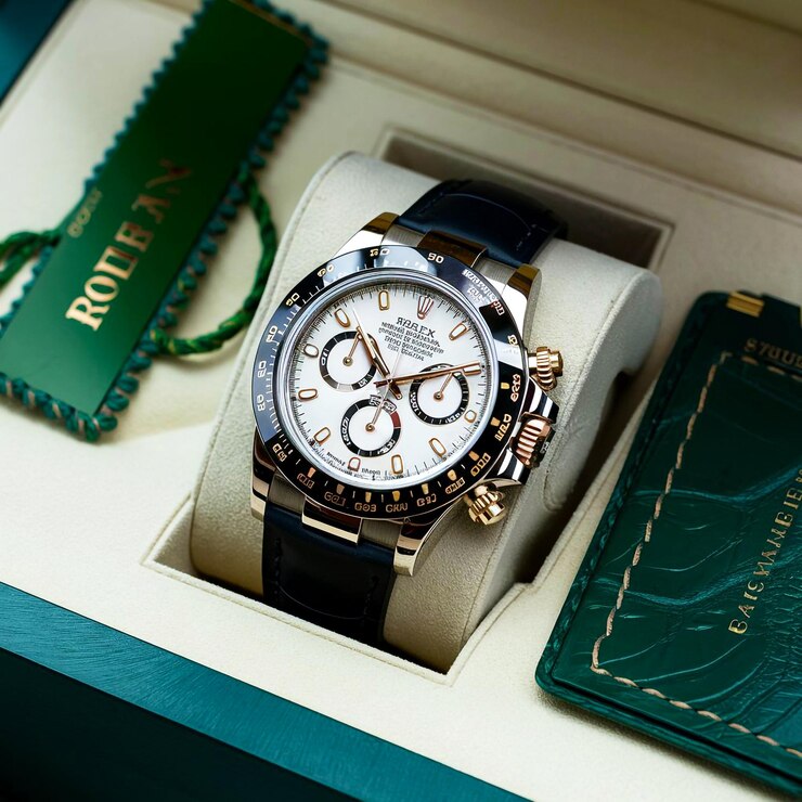 un magnífico reloj de pulsera de lujo en el fondo