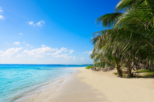 Mahahual playa caribeña en Costa Maya