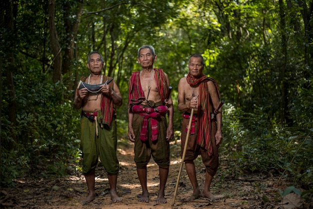 Mahout en Chang Village, provincia de Surin, Tailandia.