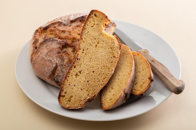 Maisbrot ist Brot, das Maismehl enthält