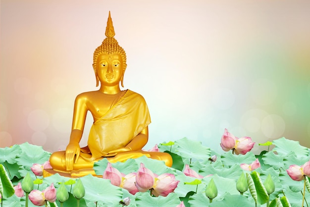 Makha Asanaha Visakha Bucha Day Goldenes Buddha-Bild Hintergrund von Bodhi-Blättern mit leuchtendem Licht Weiches Bild und glatter Fokusstil