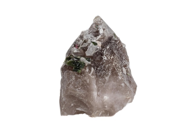 Makro-Mineral-Turmalin-Stein in Quarz auf weißem Hintergrund