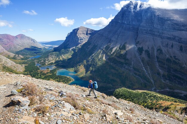 Malerische felsige Gipfel des Glacier National Park, Montana, USA