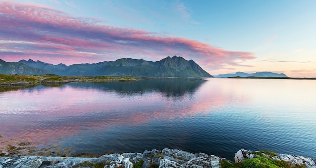 Malerische Landschaften von Nordnorwegen