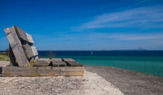 Malerische Ostsee von der Spitze des Forts Dragor Dänemark