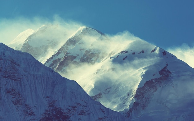 Malerischer Blick auf die Berge, Region Kanchenjunga, Himalaya, Nepal.