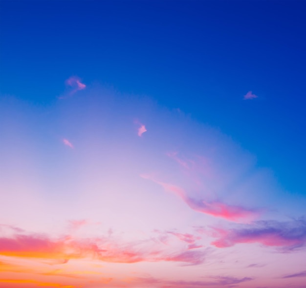 Malerischer Himmel in Alghero direkt am Meer Sardinien