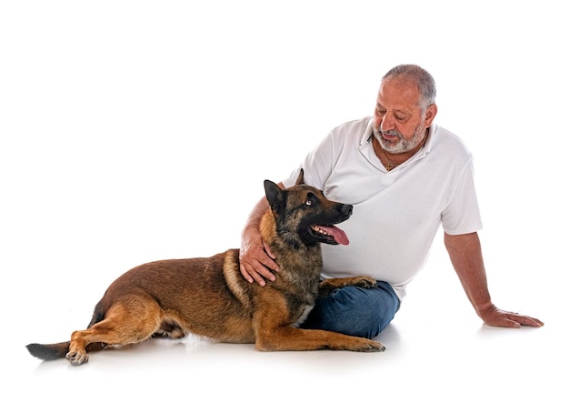 Malinois und Mann