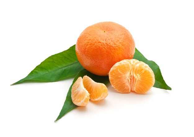 Mandarina aislada. Elemento de diseño.