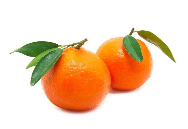 Mandarina aislada