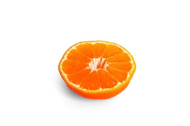 Mandarina aislado sobre fondo blanco. Mandarín. Foto de alta calidad