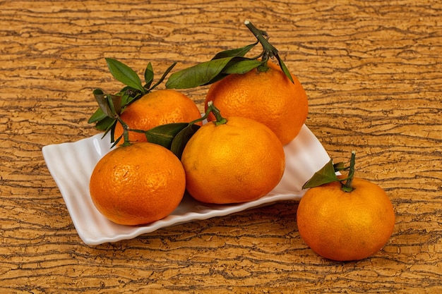 Mandarina madura doce