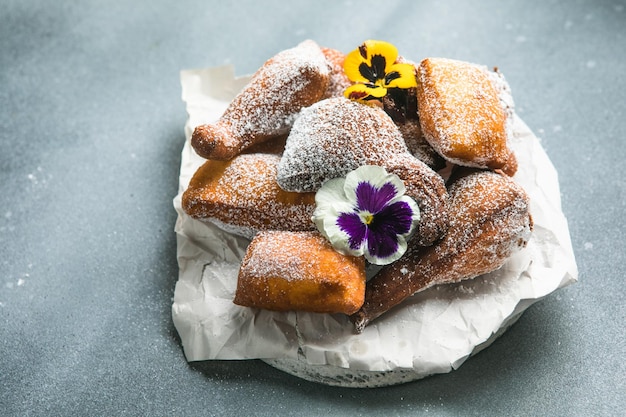 Mandazi é uma comida de rua da África Oriental ligeiramente doce