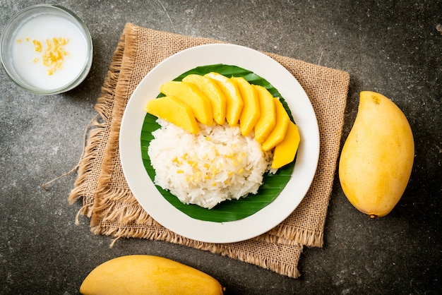 Mango mit Klebreis