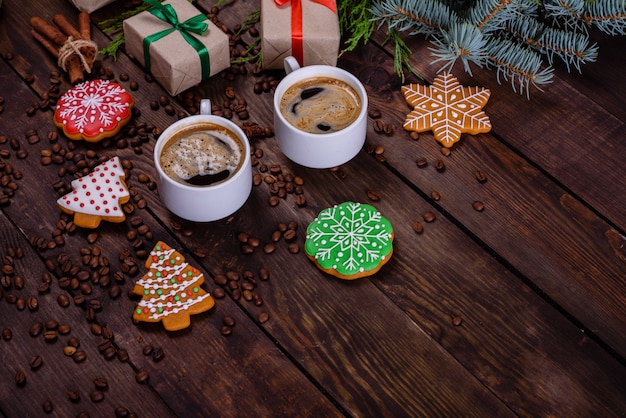 Manhã de Natal com café perfumado e presentes