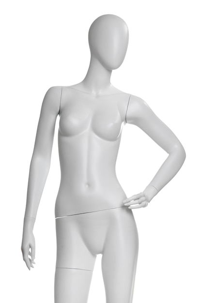 Maniquí de mujer de ropa aislado en el blanco aislado sobre fondo blanco.