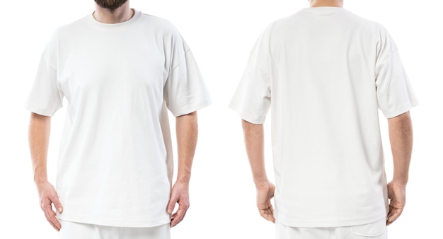 Mann mit weißem T-Shirt mit einer Leerstelle für Design isoliert auf weißem Hintergrund