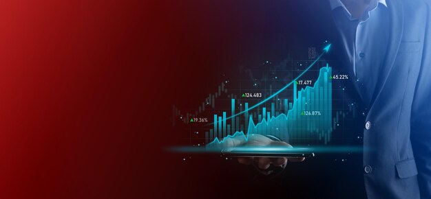 Mano de desarrollador de negocios utilizando el marco de la placa en una computadora virtual moderna que muestra innovación Desarrollo de software ágil herramienta de gestión de proyectos lean concepto de cambios rápidos Sistema de gestión de documentos DMS