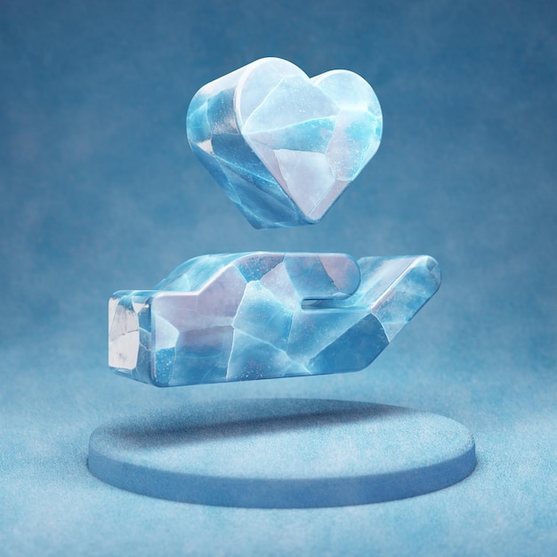 Mano sosteniendo el icono del corazón. Mano de hielo azul agrietado que sostiene el símbolo del corazón en el podio de nieve azul. Icono de redes sociales para sitio web, presentación, elemento de plantilla de diseño. Render 3D.