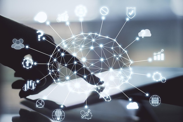Mano usando tableta con iconos y cerebro de circuito de ai creativo