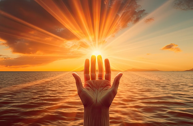 Foto las manos alcanzando el sol al atardecer