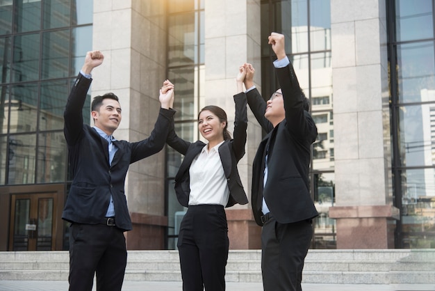 manos de negocios trabajo en equipo