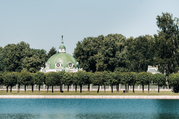 Mansión Kuskovo en Moscú, Rusia. La mansión Kuskovo es un monumento único del siglo XVIII, una residencia de verano en Moscú.