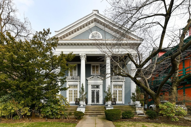 Foto mansión victoriana en el vecindario de flatbush en brooklyn, nueva york