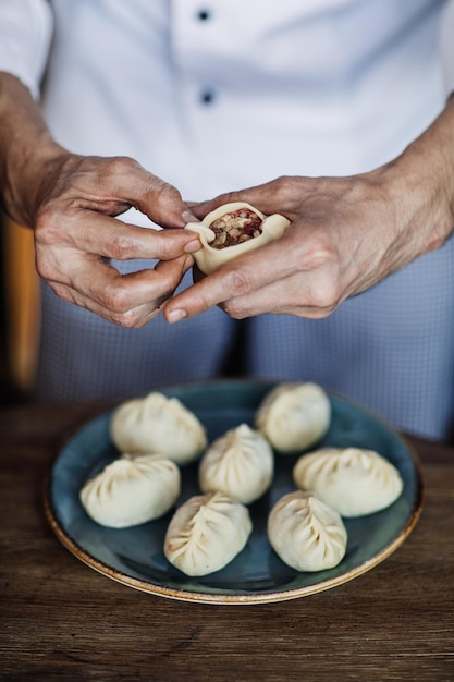 Manti Traditionelles Fleischgericht der Völker Zentralasiens