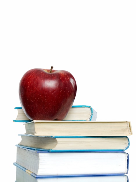 Manzana y libros