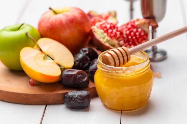 Manzana y miel, comida tradicional del año nuevo judío.