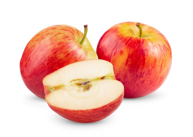 Manzana roja aislada en blanco