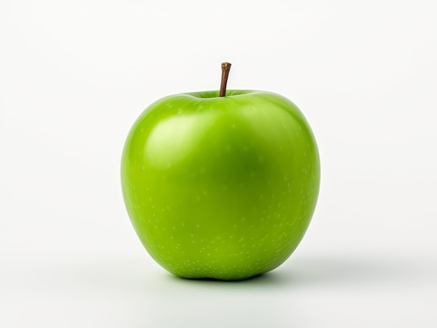 Manzana verde sobre un fondo blanco