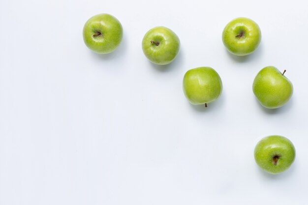 Manzanas verdes.