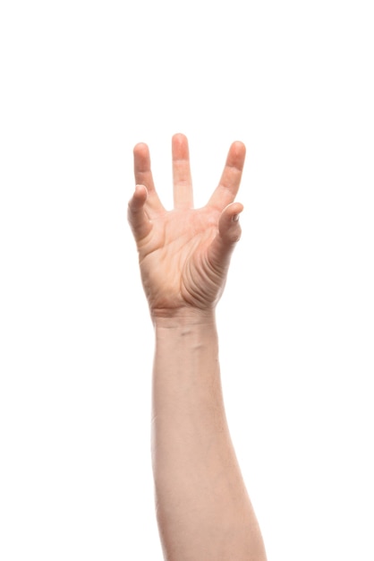 Mão de homem segurar, agarrar ou pegar algum objeto, gesto com a mão. Isolado em um fundo branco.