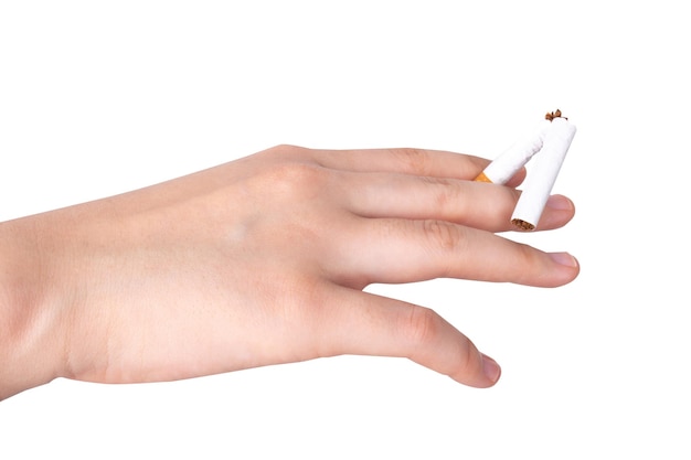 mão de mulher de cigarro isolada em fundo branco