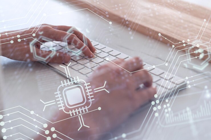 Mãos de mulher digitando o teclado para criar um software inovador para mudar o mundo e fornecer um serviço completamente novo Close up shot Gráficos de tecnologia de holograma Conceito de equipe de desenvolvimento Vestuário casual