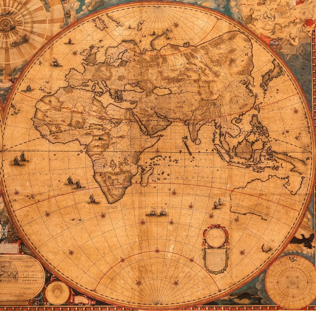 El mapa antiguo auténtico la geografía de exploración el fondo vintage