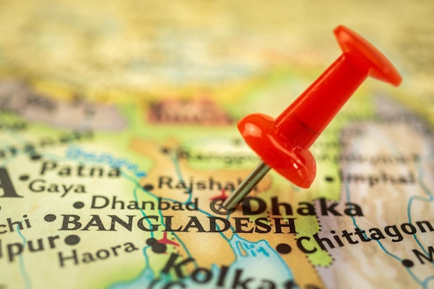 Mapa de viagem de Bangladesh e Dhaka com marcador de ponto de pino de pressão closeup conceito de viagem na Ásia