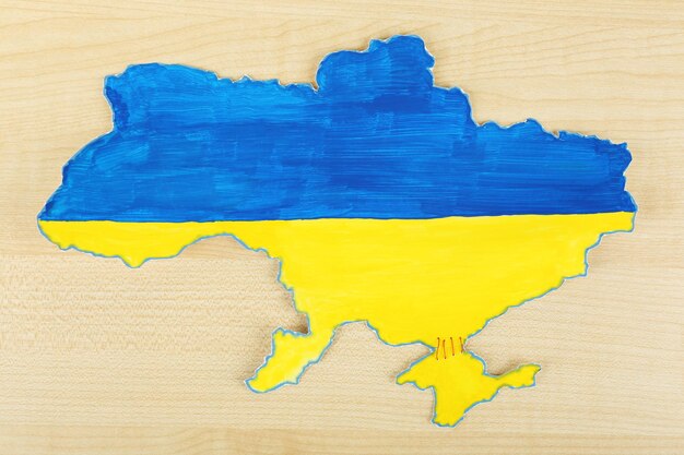 Foto mapa de ucrania concepto de la desintegración del país