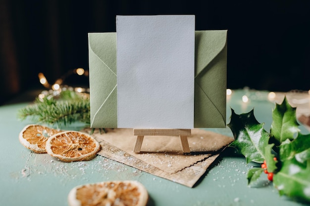 maquete de folha de papel com textura simulada cartão de natal, fundo de natal