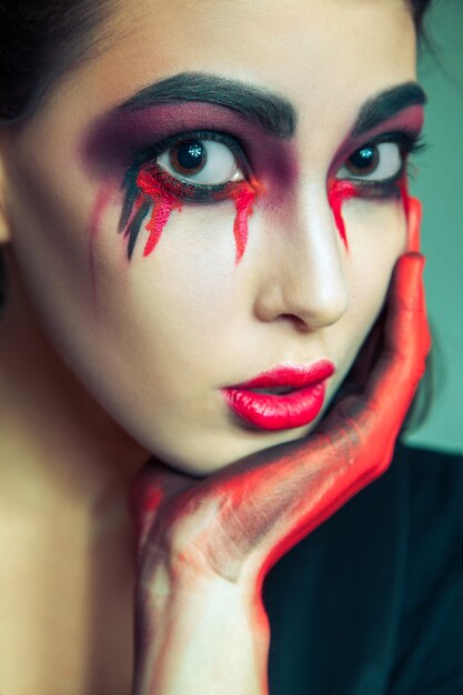 Maquillaje de halloween de belleza