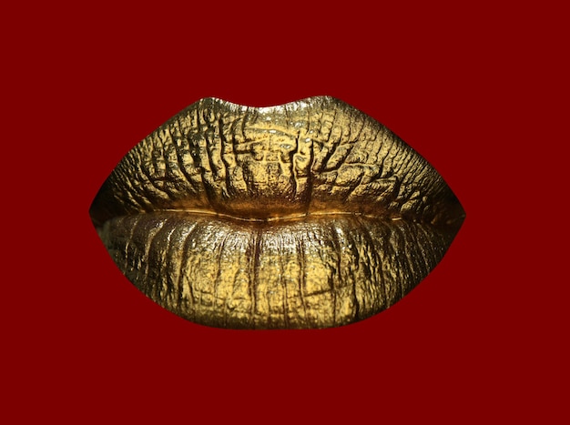 Maquillaje de labios dorados de lujo Labios dorados con lápiz labial dorado Pintura dorada en labios de chica sexy Sensual wom